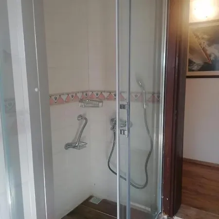فندق إيفي جوتشيك 2*