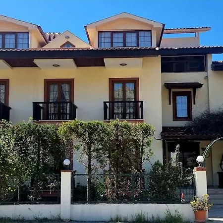 מלון Efe Gocek גוג'ק