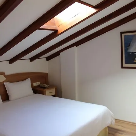 Efe Gocek 2* גוג'ק