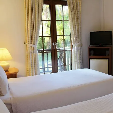 Hotel Efe Gocek 2*